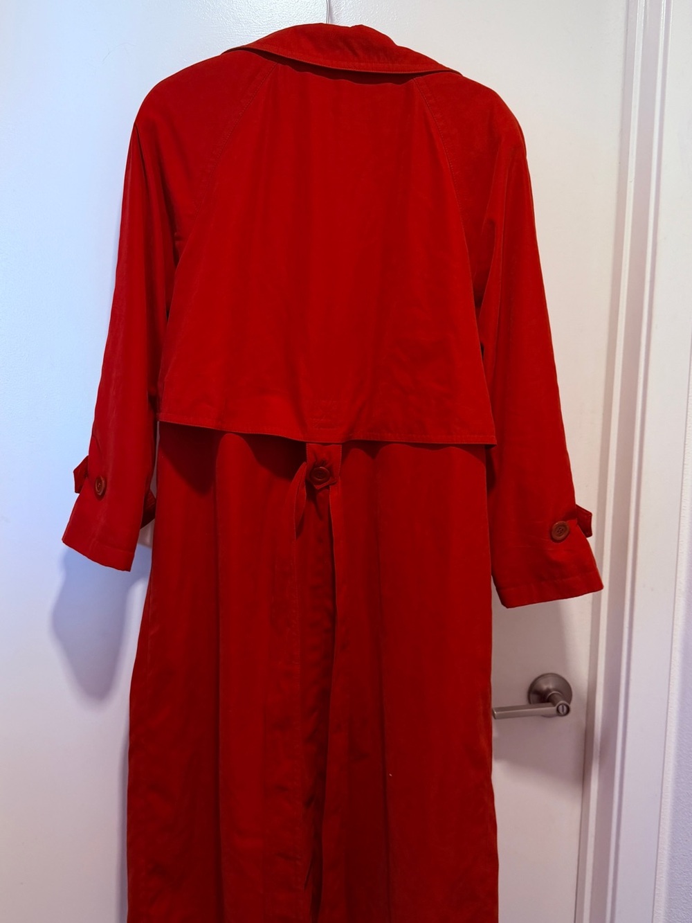 Gallery Petite Red Trench Coat | Size 10 | Classic Belted Rain Coat - Picture 4 of 4